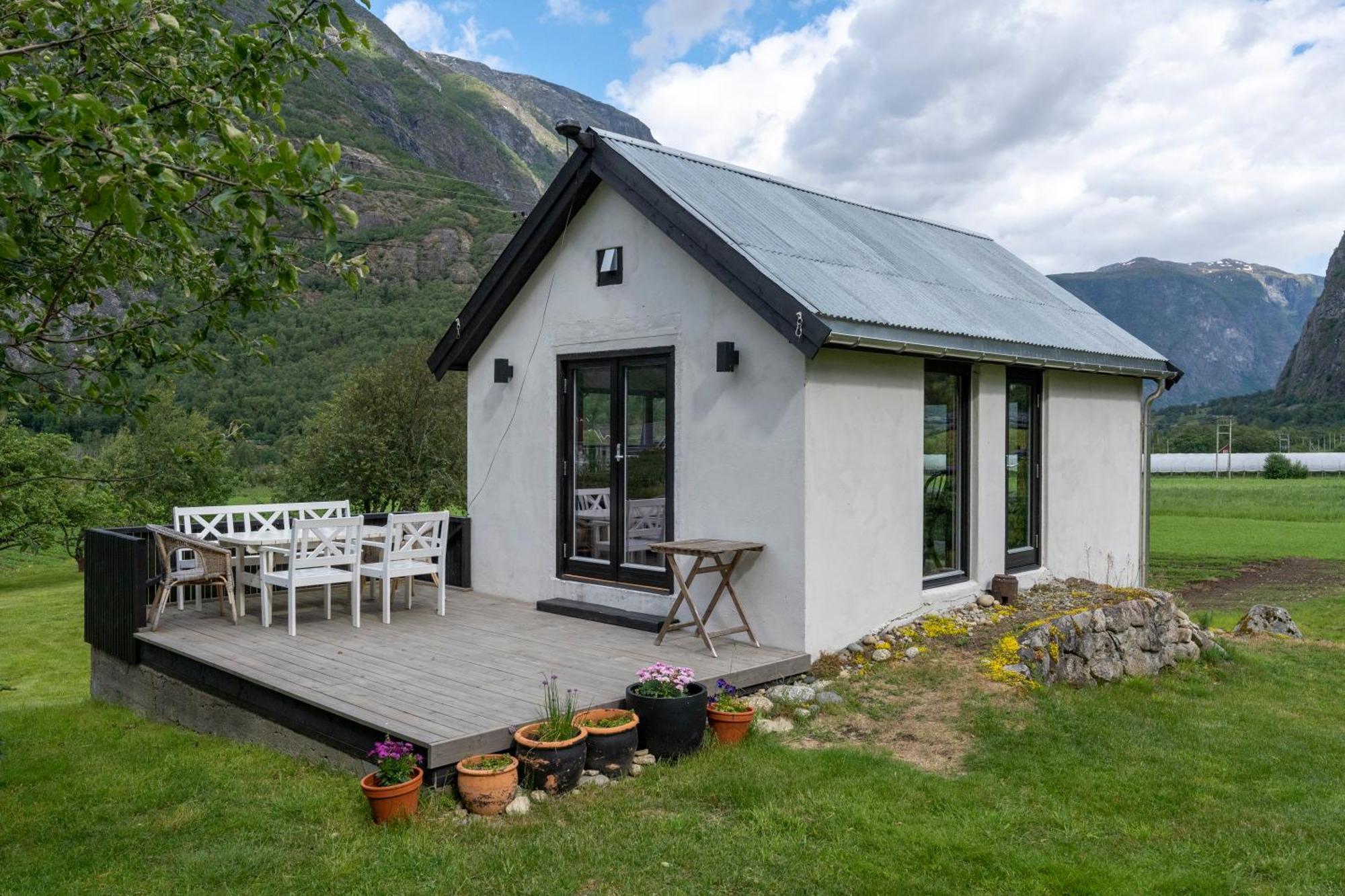 Jordeplegarden Holiday Home - Part Of A Farm - Two Buildings - Close To Flam Laerdalsoyri Ngoại thất bức ảnh