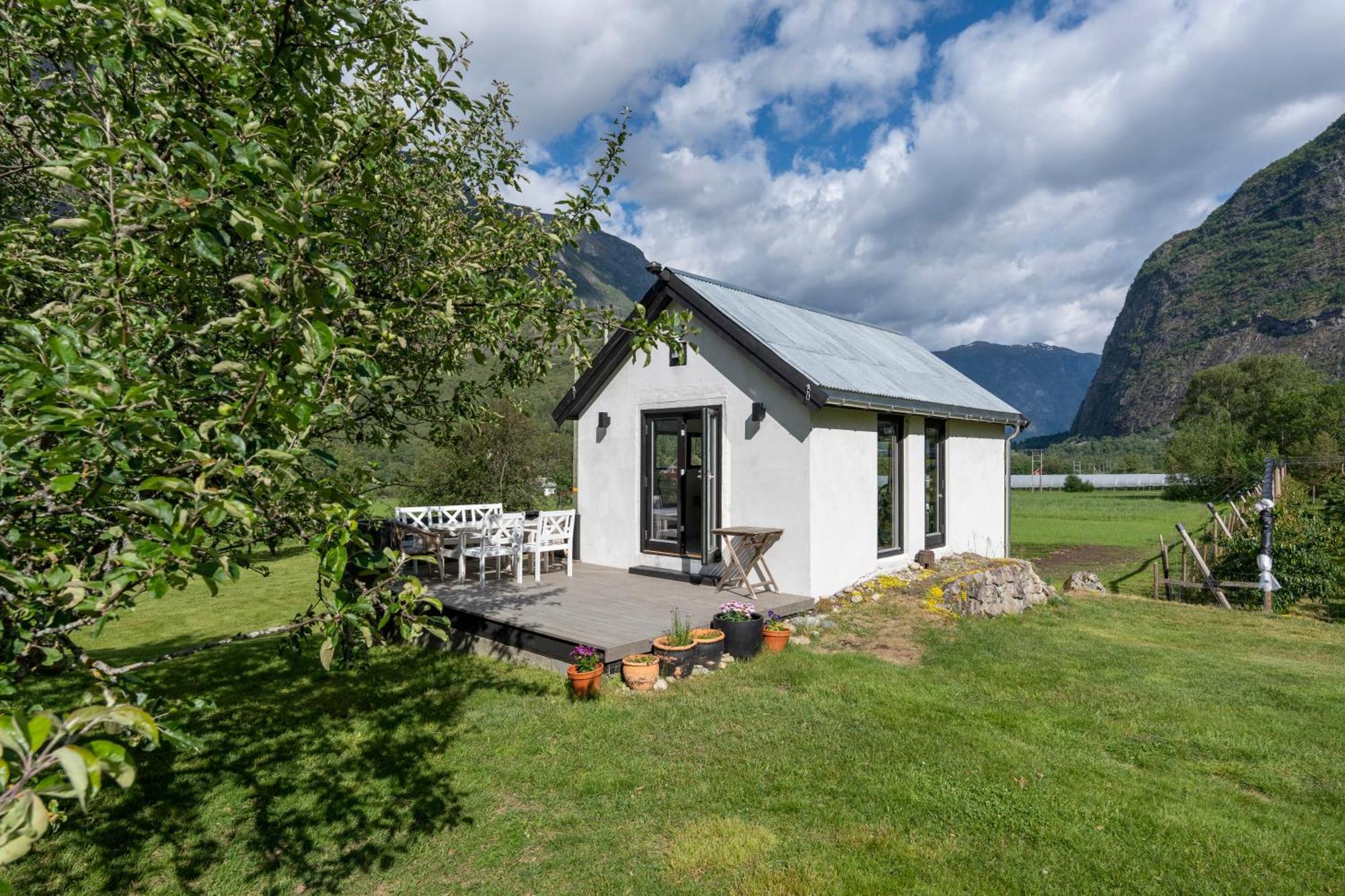 Jordeplegarden Holiday Home - Part Of A Farm - Two Buildings - Close To Flam Laerdalsoyri Ngoại thất bức ảnh