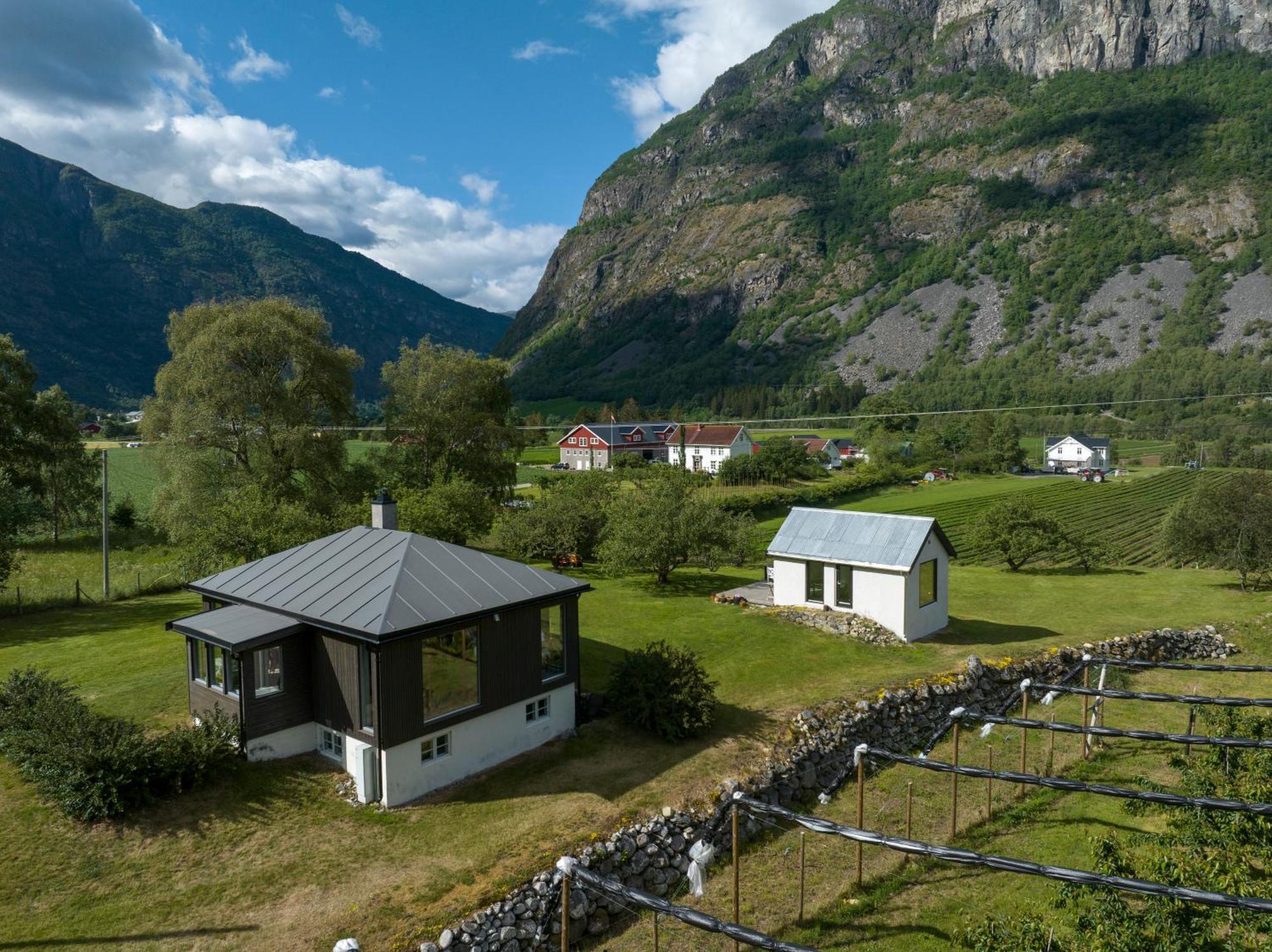 Jordeplegarden Holiday Home - Part Of A Farm - Two Buildings - Close To Flam Laerdalsoyri Ngoại thất bức ảnh